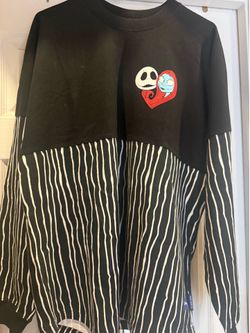 (1 time used )LARGE ‼️ Nightmare Before Christmas Jack & Sally Spirit Jersey Disney Parks