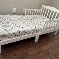 Toddler Bed With Mattress 