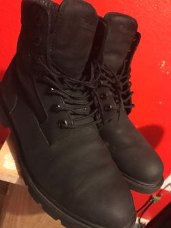 Black timberland boots ,