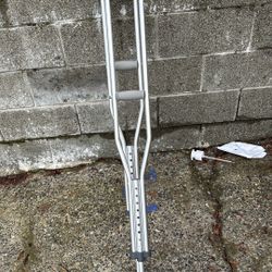 Crutches 