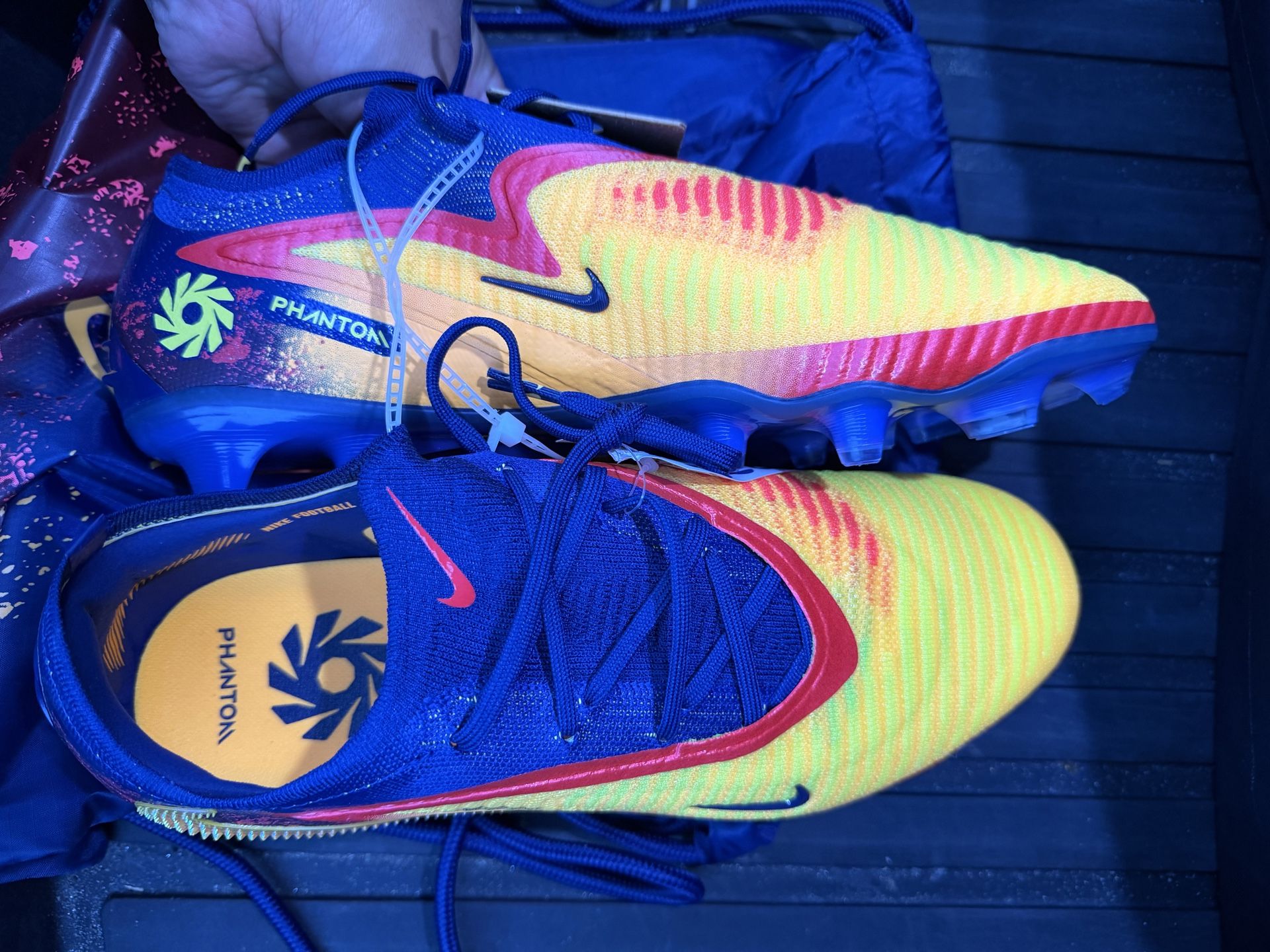 Nike Phantom Soccer Cleats