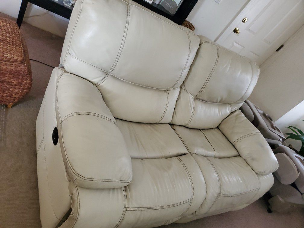 White Leather Recliner Couch 