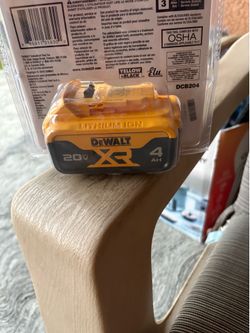 20v dewalt battery 4Ah