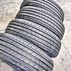 Set 235/65-18 Michelin Con El 80% De Vida 