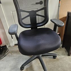 Ergonomic executive chair