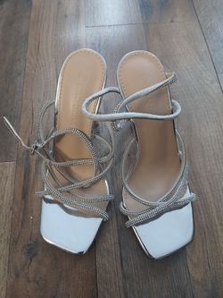Woman Heels Size 6