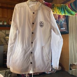 VANS OFF THE WALL SIZE LARGE  Snap Windbreaker Great Condition. 