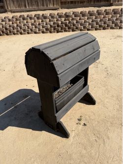 Dark Wood Stand w Planters
