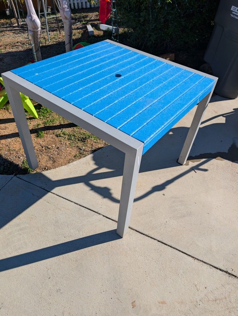 FREE Polywood Table