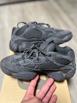 Yeezy Boost 500 used but in mint condition  sz 5.5