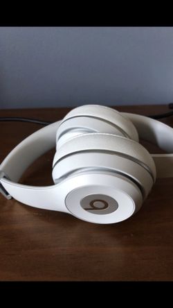 Beats solo 3 wireless