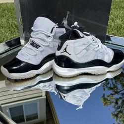 Jordan 11 Concord Size 6