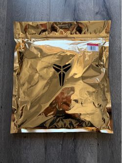 (size L) Nike Kobe Draft Pack 1996 T-Shirt (Blind Unopened)