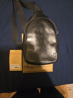 Practicing Nash Cross Body Bag