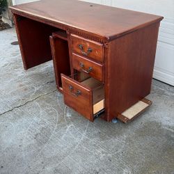Computer Desk