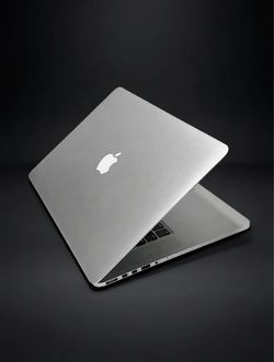 Apple MacBook Pro 15” Retina i7/16GB/500GB SSD $350