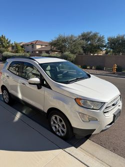 Ford EcoSport White SUV