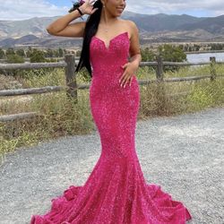 Portia & Scarlett Pink Prom Dress