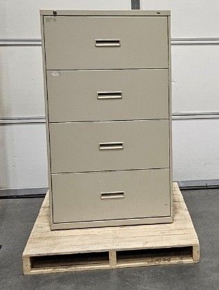 Hon 4 drawer filing cabinet