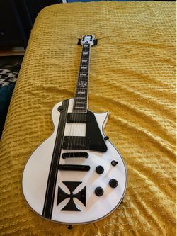 James Hetfield iron cross Ltd
