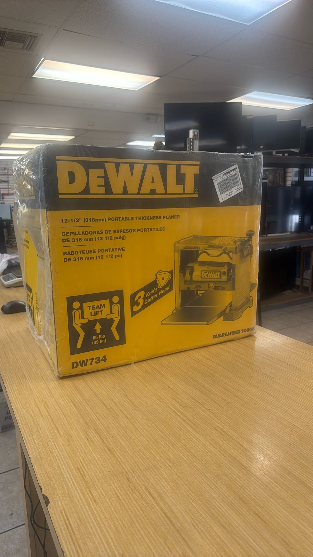 Dewalt Dw734 12-1/2 Three Knife Head Wood Planer