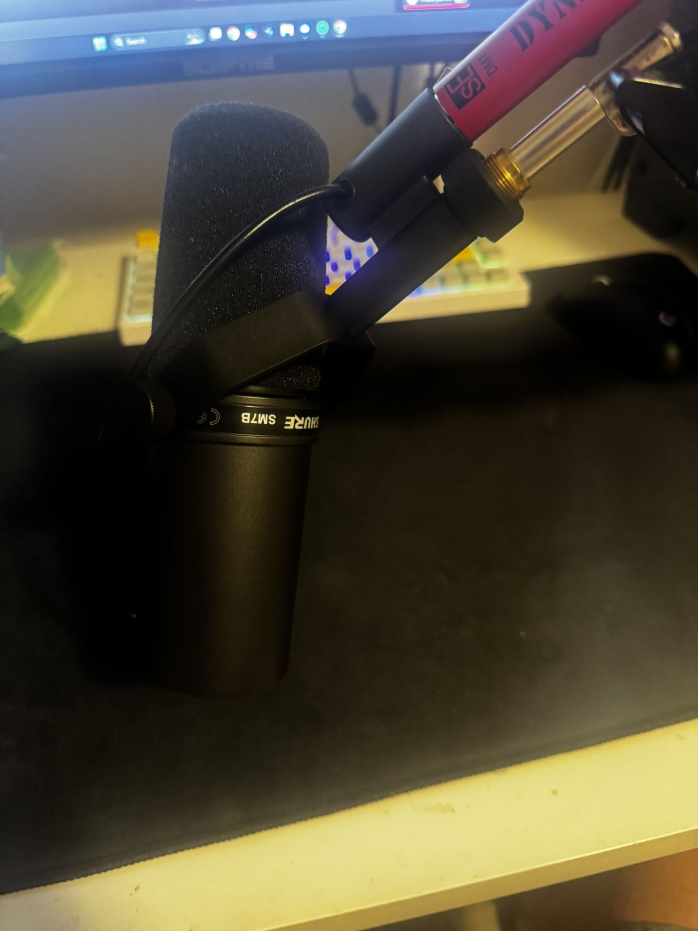 Shure SM7B And SE Dynamite PreAmp
