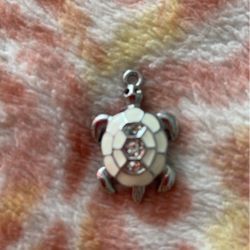 Sterling Turtle Pendant 