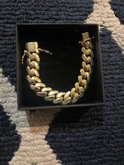 Cuban bracelet