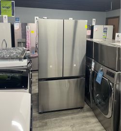 Samsung - Bespoke 30 Cu Ft 3-Door French Door Refrigerator With Beverage Center - Stainless Steel ❣️