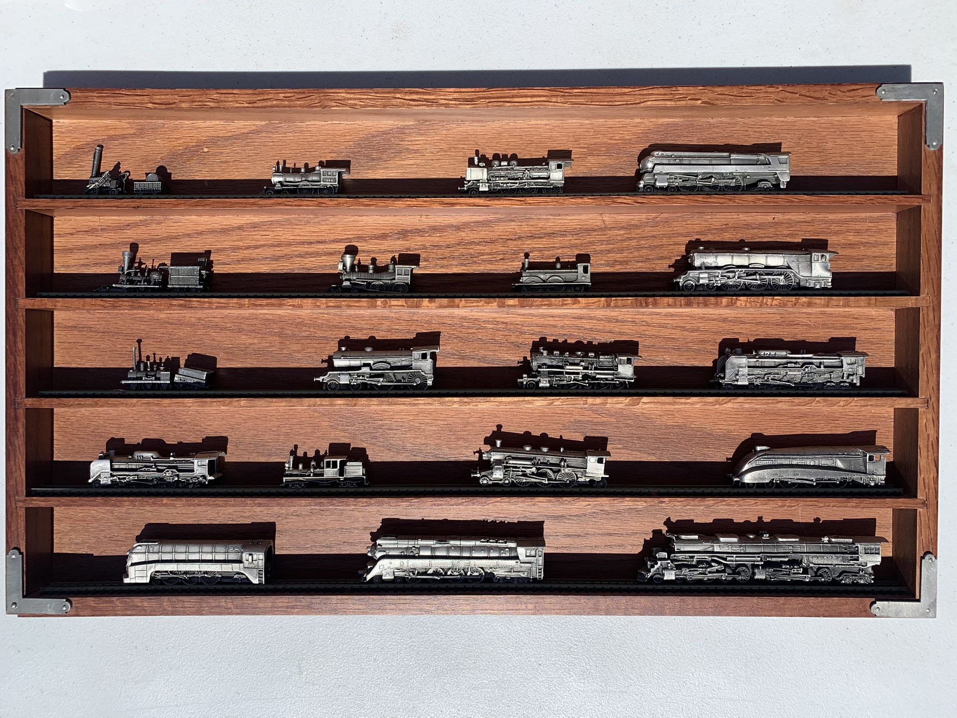 Trains And Display Case for Sale in Chula Vista, CA - OfferUp