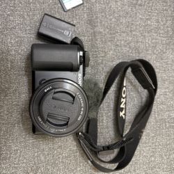 Sony ZV-E10 Used