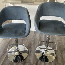 Bar/island Chairs - Swivel/adjustable height