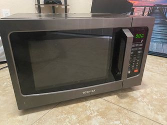 Toshiba Countertop Microwave