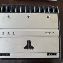 JL Audio 250/1 Amplifier 