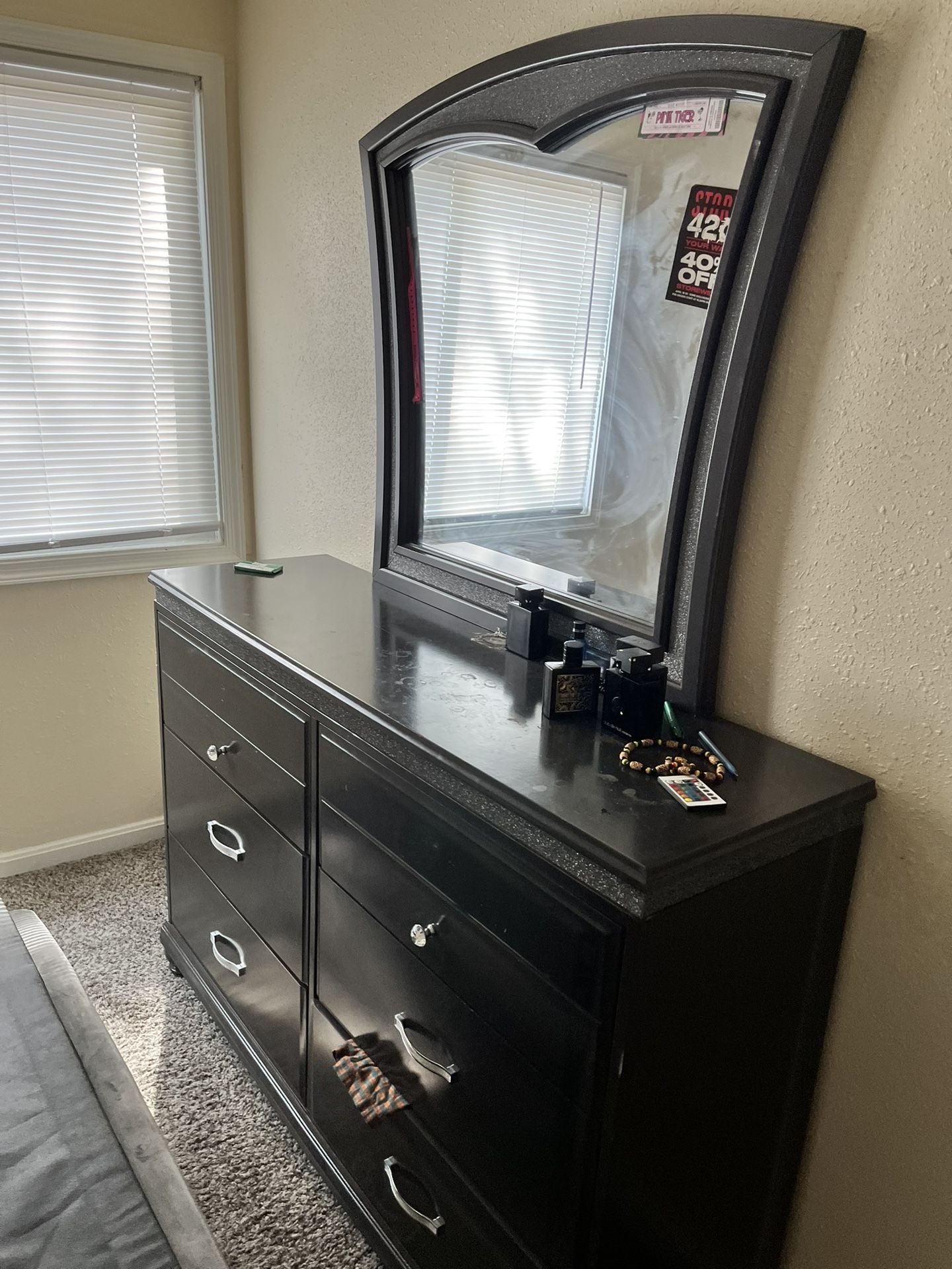 Queen Bedroom Set