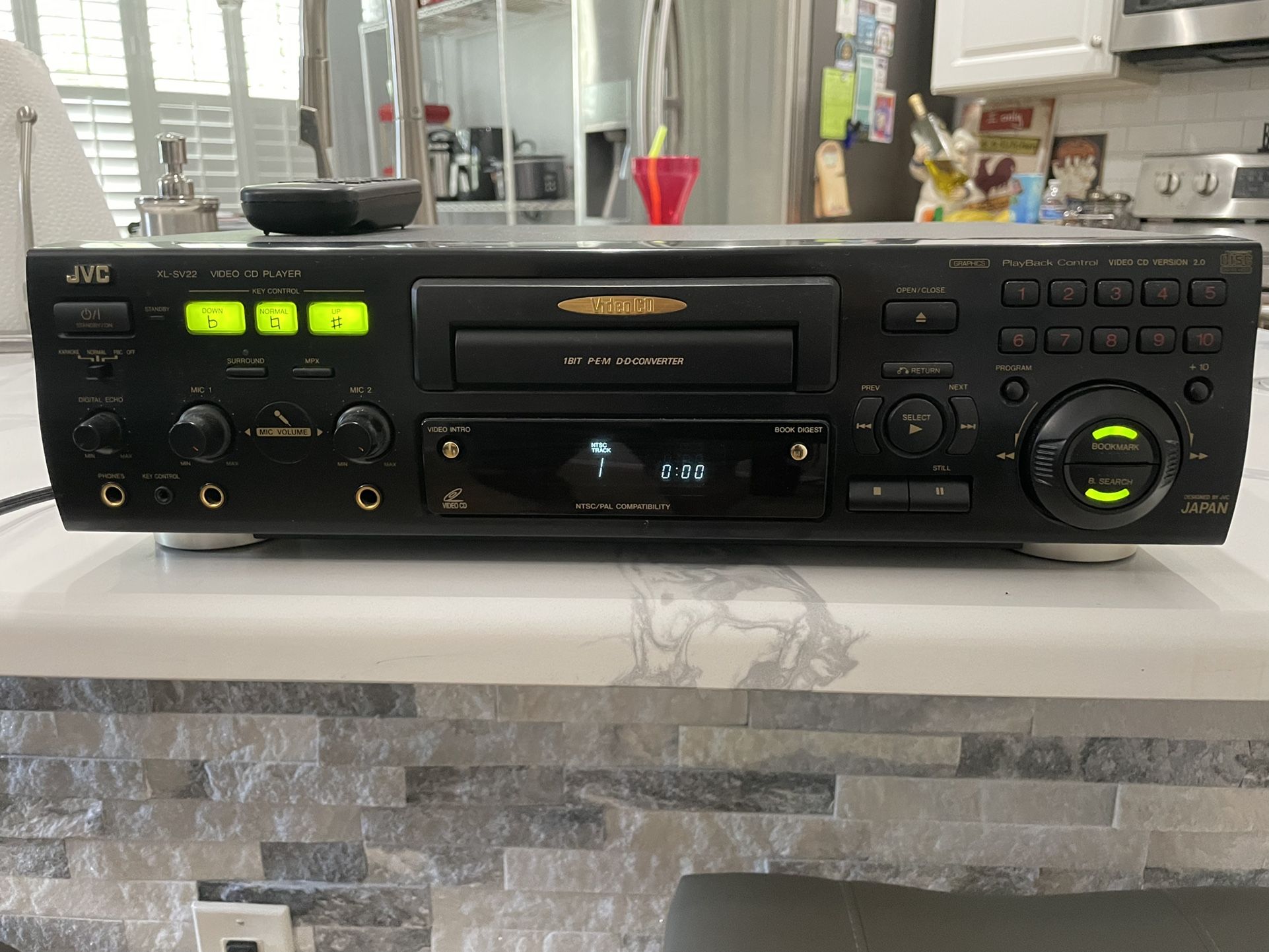 JVC XL-SV22 VIDEO CD Player KARAOKE MACHINE