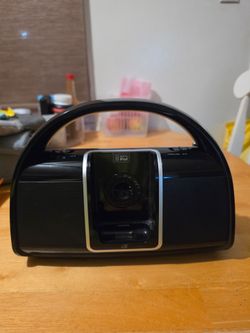 GPX Bi100B Mini Boom Box with iPod docking station