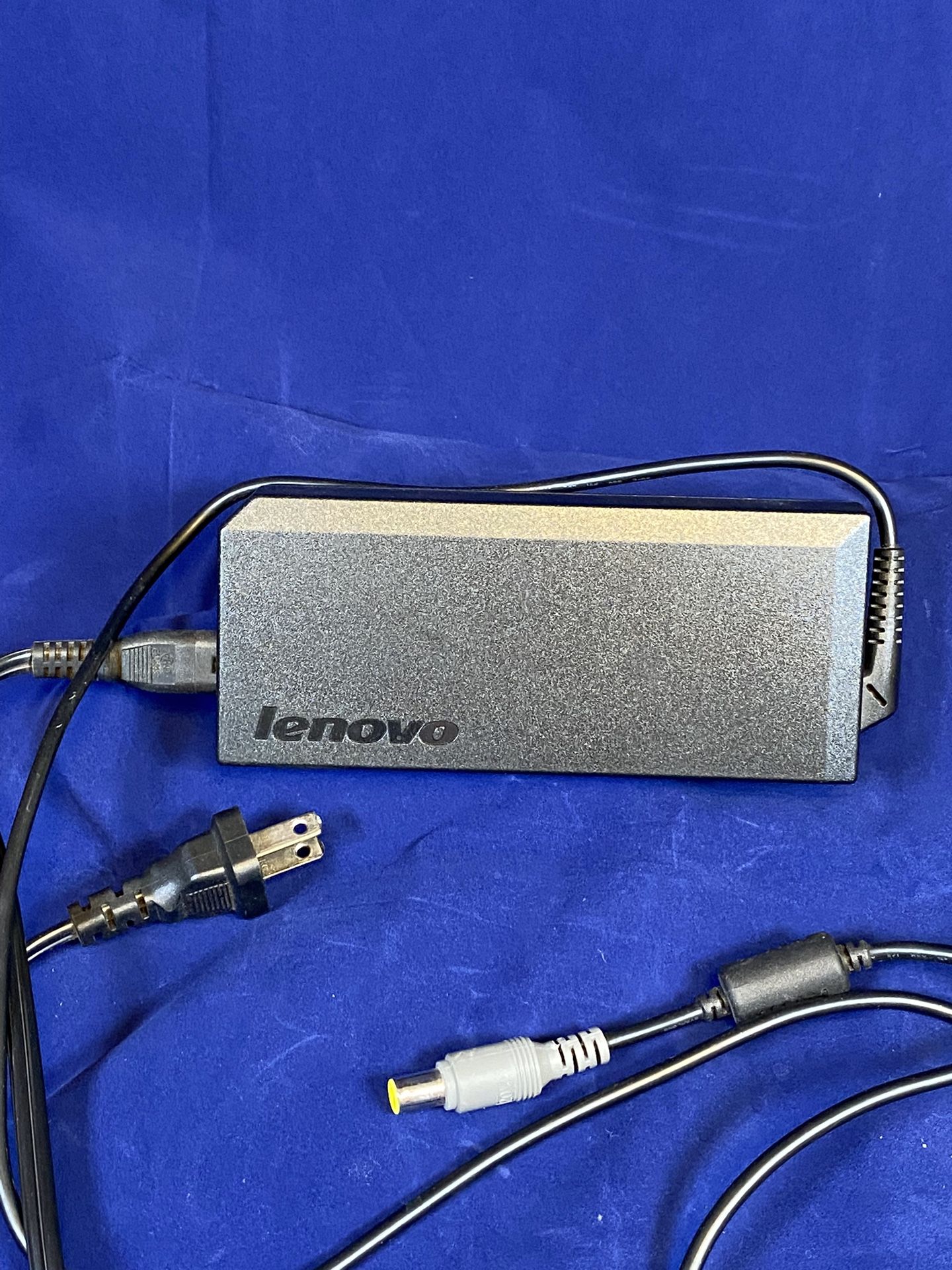 LENOVO 45N0054 20V 6.75A AC Power Adapter Charger