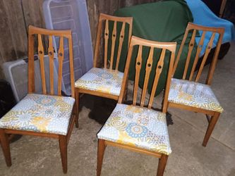 Dining set of chairs - mid century