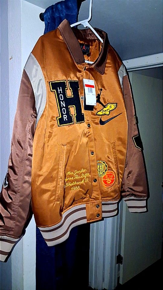 Jordan Bomber Jacket (350$ Retail)