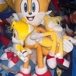 Tails Plushies x 3