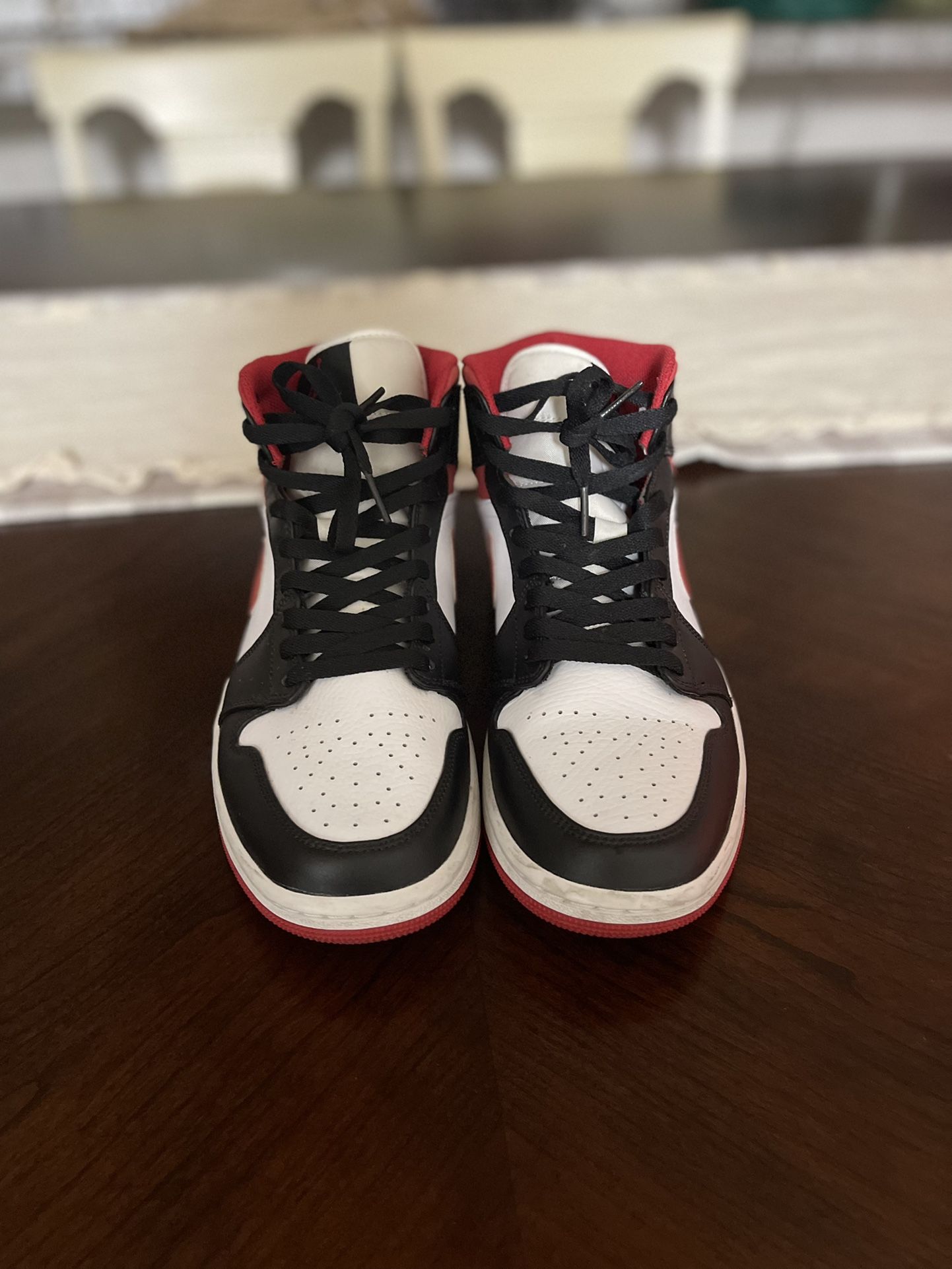 Jordan 1s Size 9.5 Mens