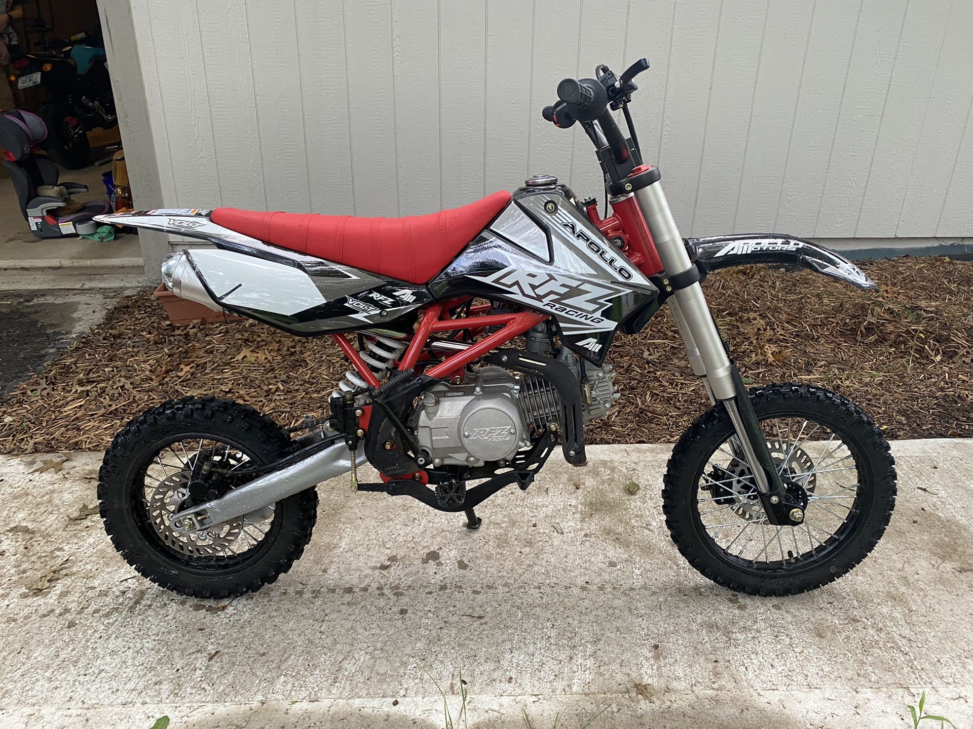 2019 Apollo DB X16 125cc dirt bike