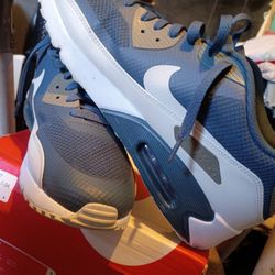 NIKE EXP-X14