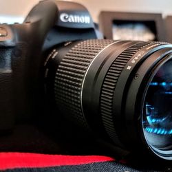 Canon Eos 6D Full Frame ~800 Shutter Count Excellent