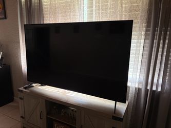 65” TCL Roku Large Flat Screen TV