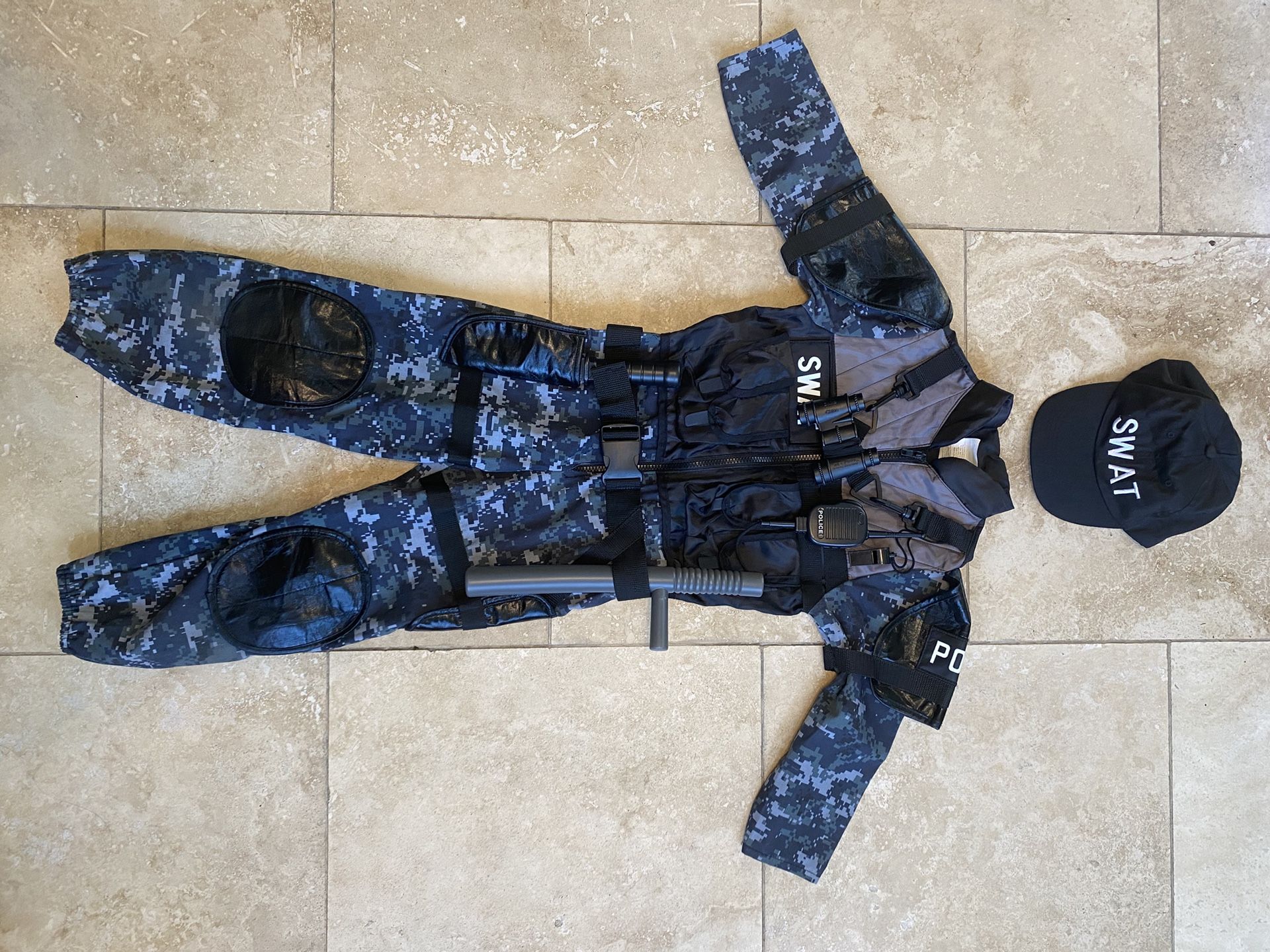 Halloween Costume 5-6yr old