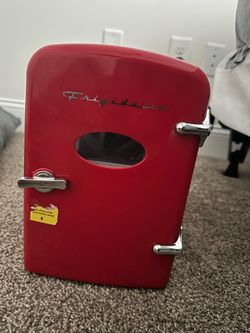 Mini retro Fridge