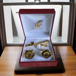 Air China Airlines Gold Tone Cufflinks Tie Clip Bar Rhinestones Box Vintage
