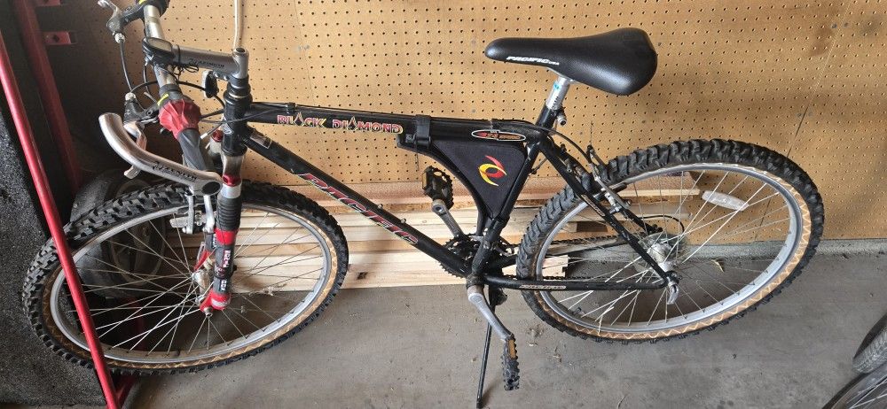 Black Diamond Mountain Bike 